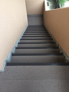 GSⅢ 階段 (3).jpg
